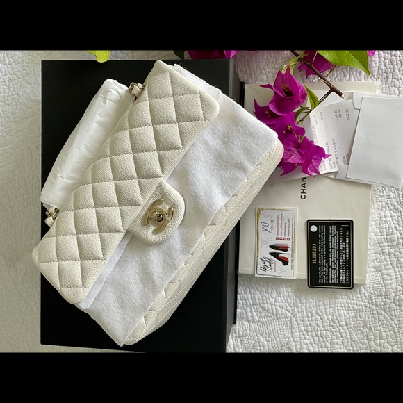 ‼️SOLD‼️CHANEL 21S Ivory Iridescent Caviar Classic - Picture 4 of 11